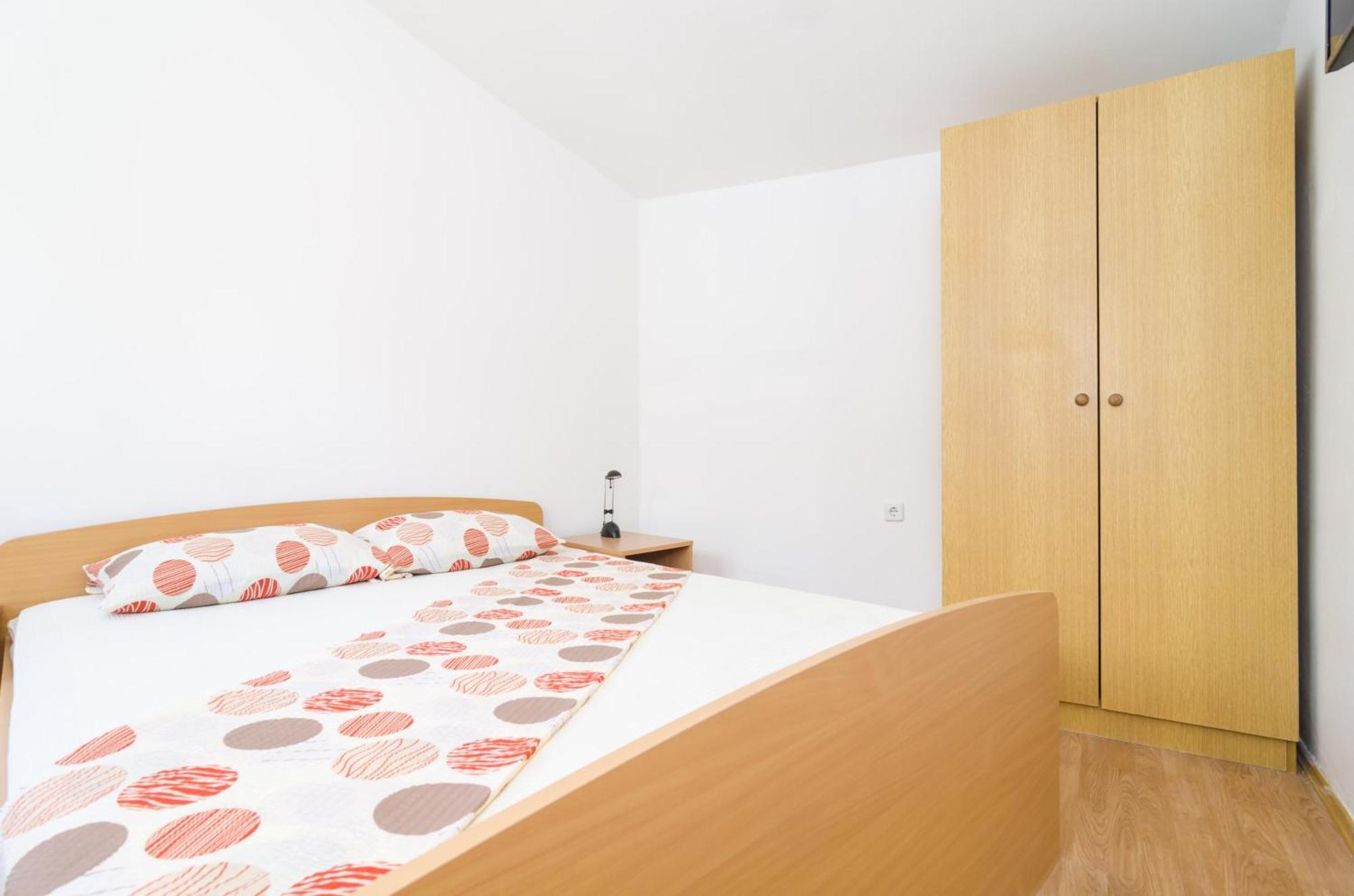Rooms & Apartments Barisic Mlini Rum bild